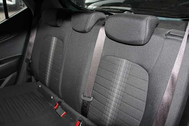 Hyundai i10 1.0 Advance 5dr Auto