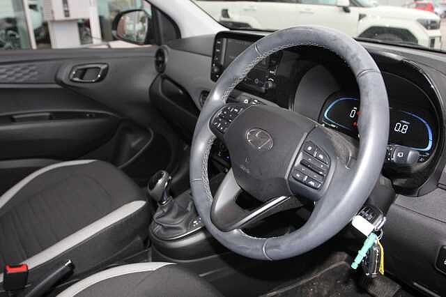 Hyundai i10 1.0 Advance 5dr Auto