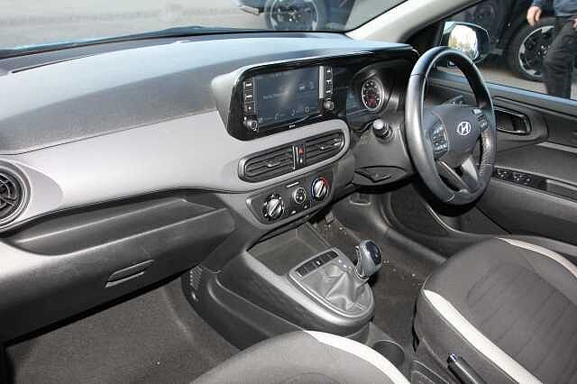 Hyundai i10 1.2 MPi SE Connect 5dr Auto