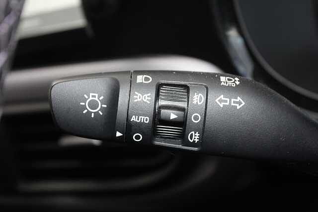 Hyundai i10 1.0 [63] Premium 5dr Auto [Nav]