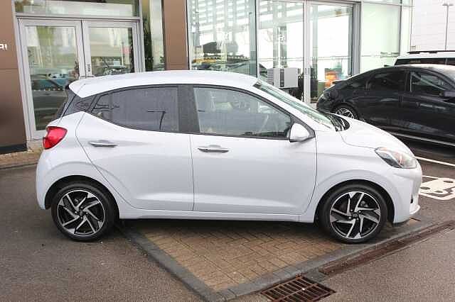 Hyundai i10 1.0 [63] Premium 5dr Auto [Nav]