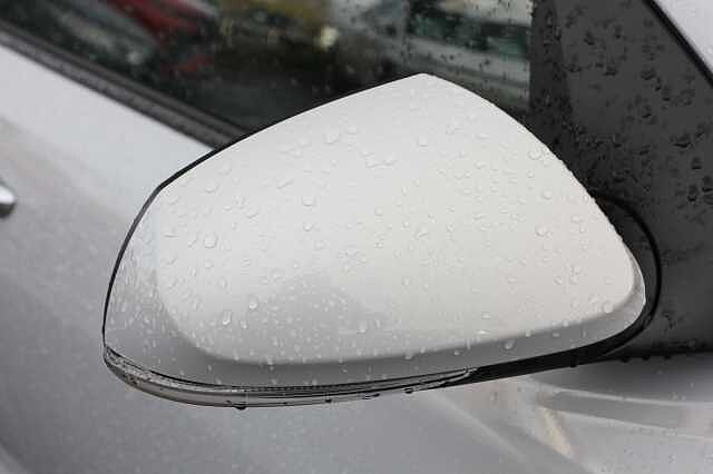 Hyundai i10 1.0 [63] Premium 5dr Auto [Nav]