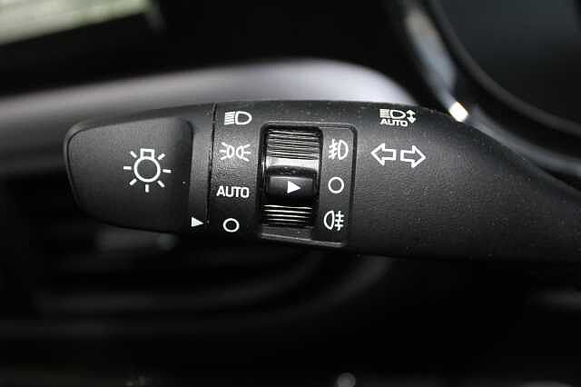 Hyundai i10 1.0 [63] Premium 5dr Auto [Nav]