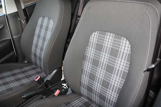 Hyundai i10 1.0 [63] Premium 5dr Auto [Nav]