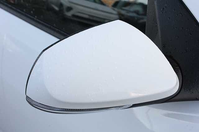 Hyundai i10 1.0 [63] Premium 5dr Auto [Nav]