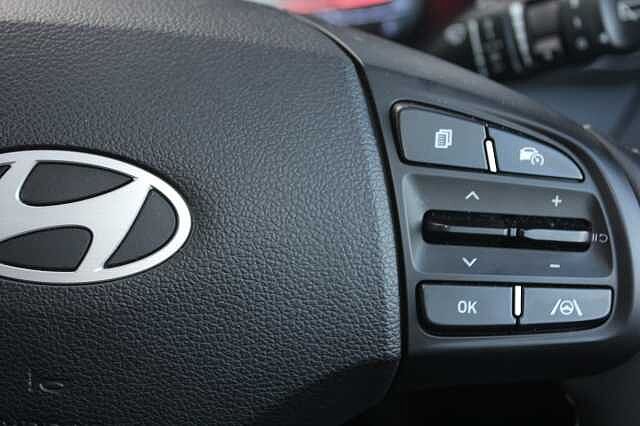 Hyundai i10 1.0 [63] Premium 5dr Auto [Nav]