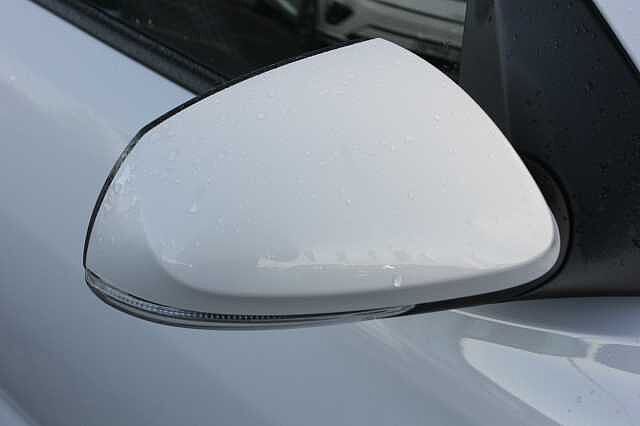 Hyundai i10 1.0 [63] Premium 5dr Auto [Nav]