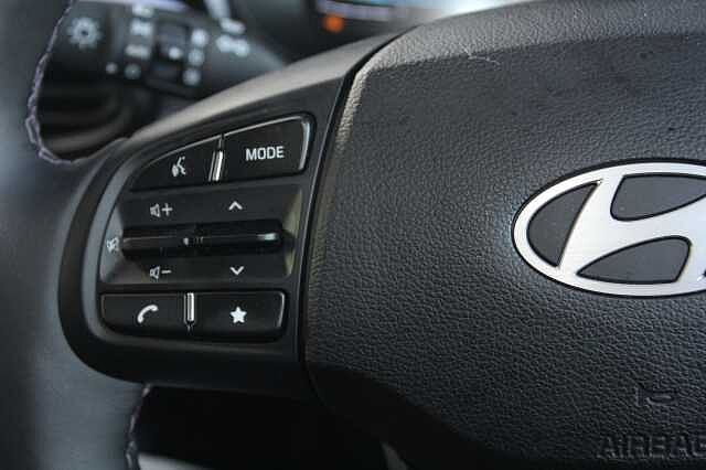 Hyundai i10 1.0 [63] Premium 5dr Auto [Nav]