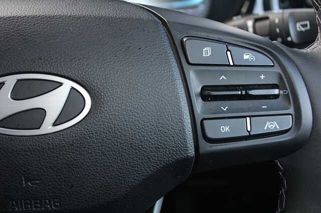 Hyundai i10 1.0 [63] Premium 5dr Auto [Nav]