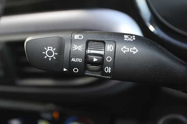 Hyundai i10 1.0 [63] Premium 5dr Auto [Nav]