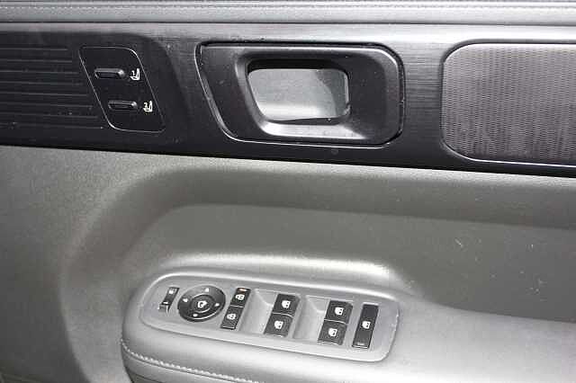 Hyundai Santa Fe 1.6 TGDi PHEV Calligraphy 5dr 4WD Auto [6 Seats]