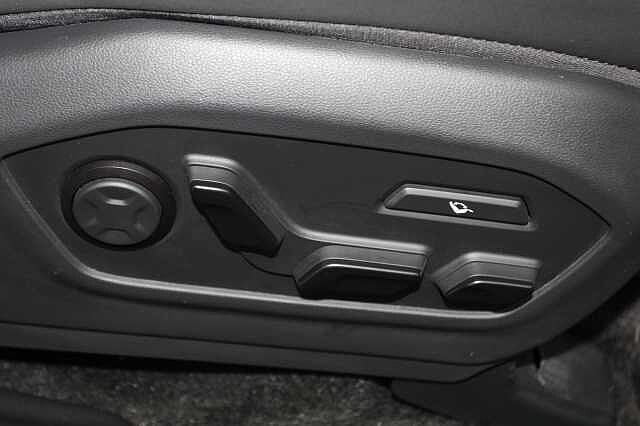 Hyundai Santa Fe 1.6 TGDi PHEV Calligraphy 5dr 4WD Auto [6 Seats]