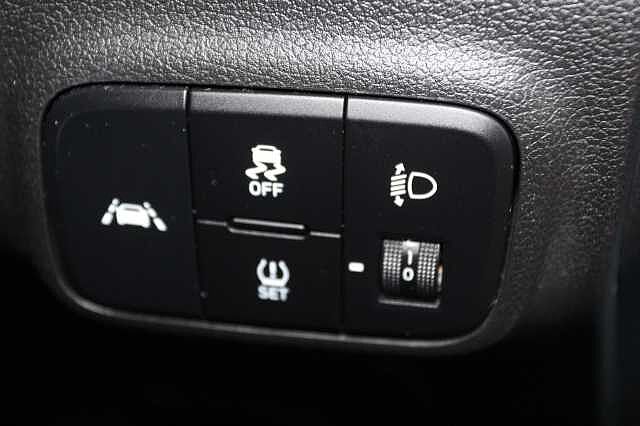 Hyundai i10 1.0 MPi SE Connect 5dr