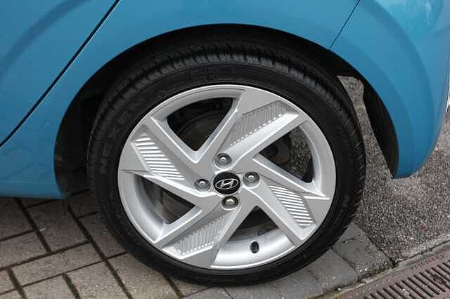 Hyundai i10 1.2 MPi Premium 5dr Auto