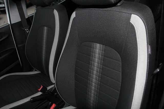 Hyundai i10 1.0 MPi SE Connect 5dr