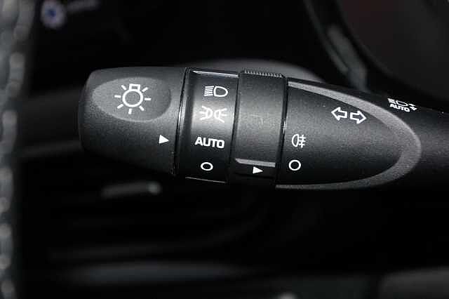 Hyundai i10 1.0 MPi SE Connect 5dr