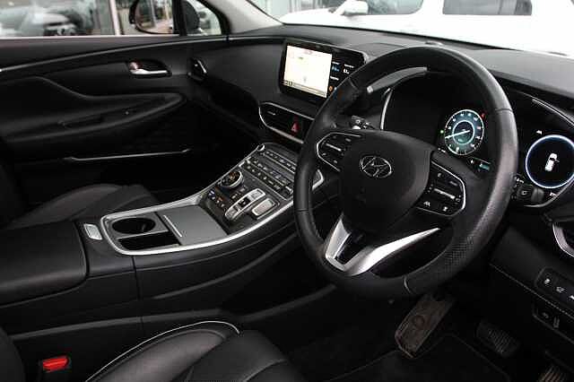 Hyundai Santa Fe 1.6 TGDi Hybrid Ultimate 5dr 4WD Auto