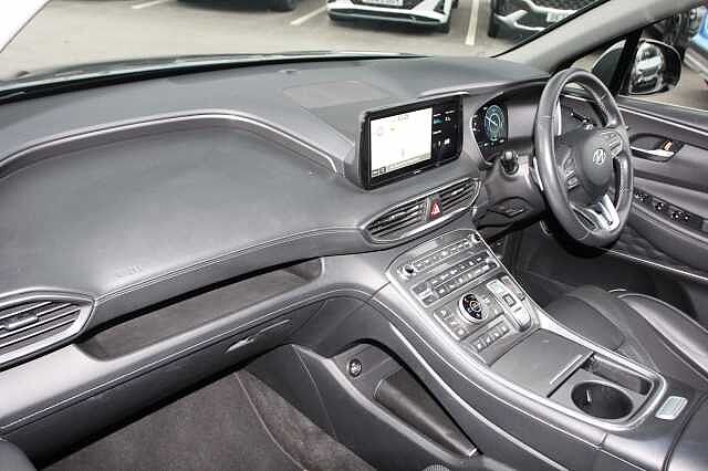 Hyundai Santa Fe 1.6 TGDi Hybrid Ultimate 5dr 4WD Auto