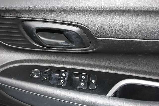 Hyundai Bayon 1.0 TGDi 48V MHEV SE Connect 5dr