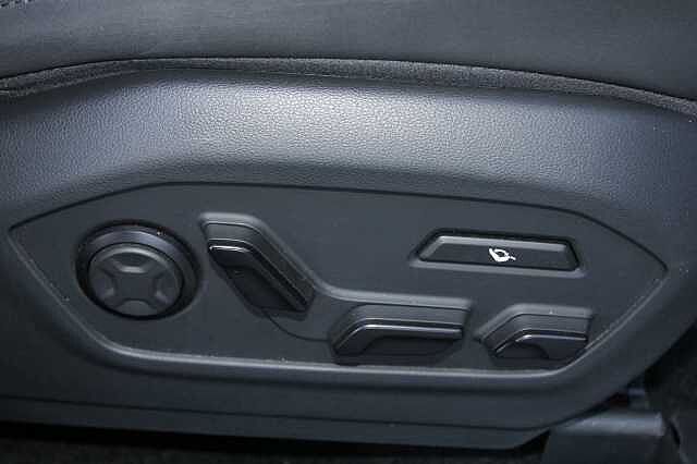 Hyundai Santa Fe 1.6 TGDi Plug-in Hybrid Calligraphy 5dr 4WD Auto