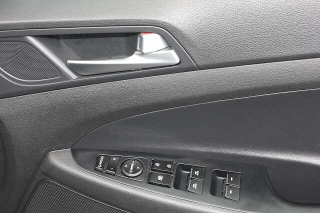 Hyundai Tucson 1.6 CRDi 48V MHD SE Nav 5dr 2WD