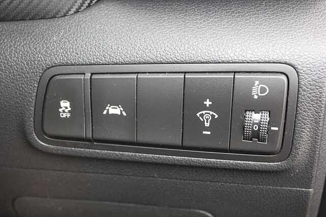 Hyundai Tucson 1.6 CRDi 48V MHD SE Nav 5dr 2WD