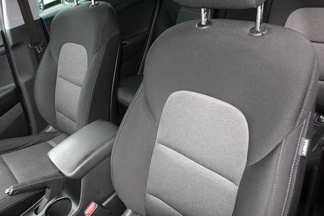 Hyundai Tucson 1.6 GDi SE Nav 5dr 2WD