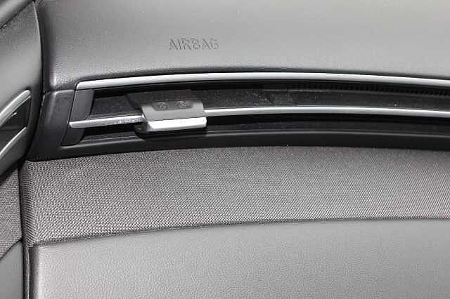 Hyundai TUCSON 1.6 TGDi Hybrid 230 Ultimate 5dr 2WD Auto White