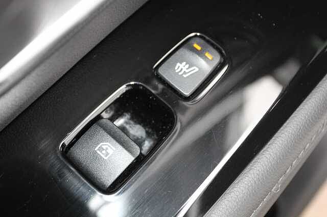 Hyundai TUCSON 1.6 TGDi Hybrid 230 Ultimate 5dr 2WD Auto White