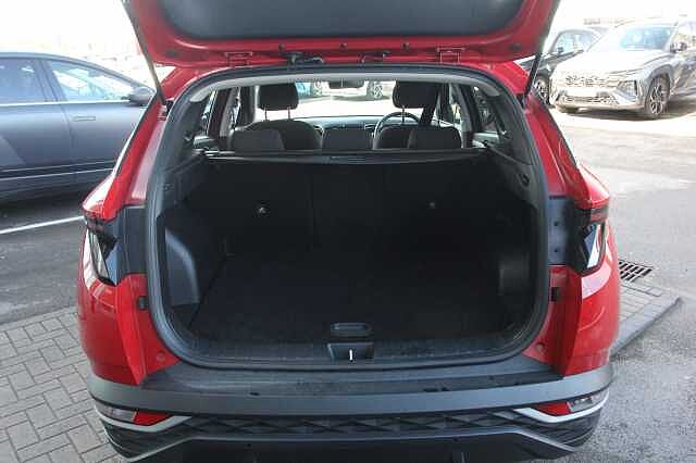 Hyundai Tucson 1.6 TGDi Hybrid 230 SE Connect 5dr 2WD Auto