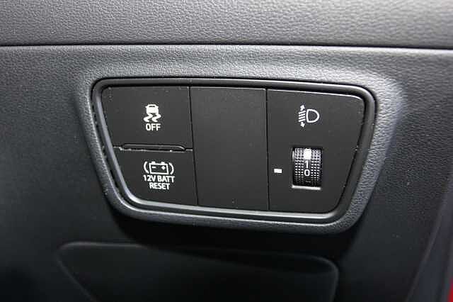 Hyundai Tucson 1.6 TGDi Hybrid 230 SE Connect 5dr 2WD Auto