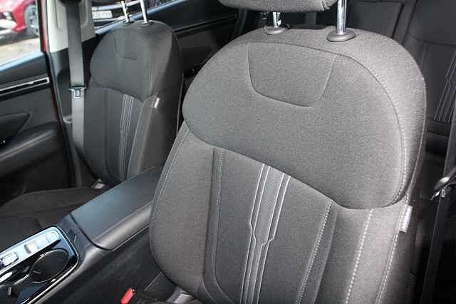 Hyundai Tucson 1.6 TGDi Hybrid 230 SE Connect 5dr 2WD Auto