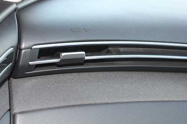 Hyundai Tucson 1.6 TGDi Hybrid 230 SE Connect 5dr 2WD Auto