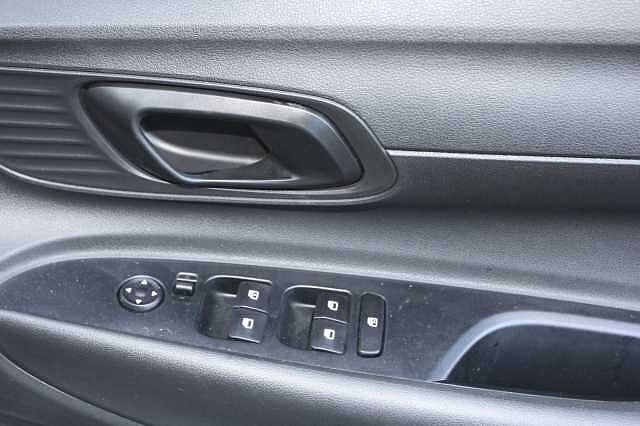 Hyundai i20 1.0T GDi Advance [Nav] 5dr