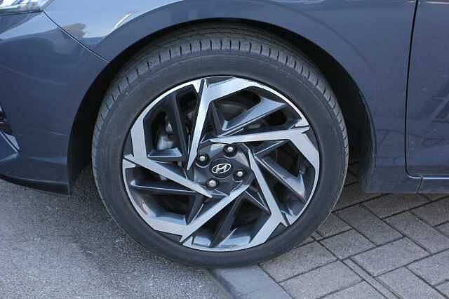 Hyundai i20 1.0T GDi 48V MHD Premium 5dr DCT