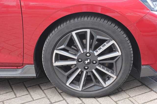Hyundai I20 1.0T GDi 48V MHD 120 N Line 5dr Red