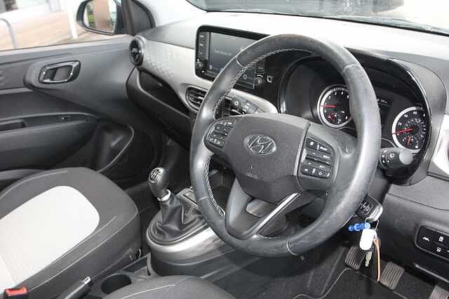 Hyundai i10 1.2 MPi Premium 5dr
