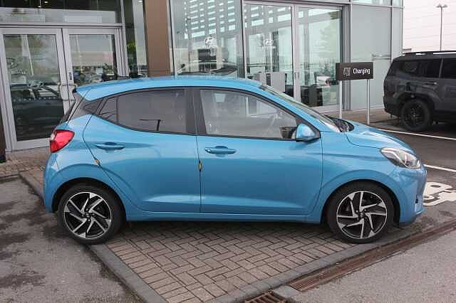 Hyundai i10 1.2 MPi Premium 5dr