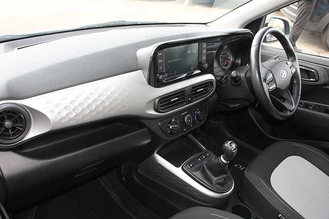 Hyundai i10 1.2 MPi Premium 5dr