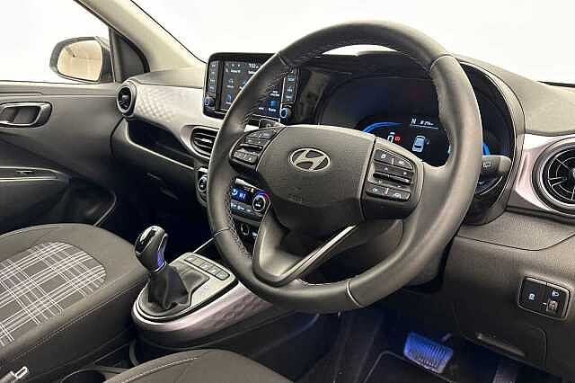 Hyundai i10 1.0 [63] Premium 5dr Auto [Nav]