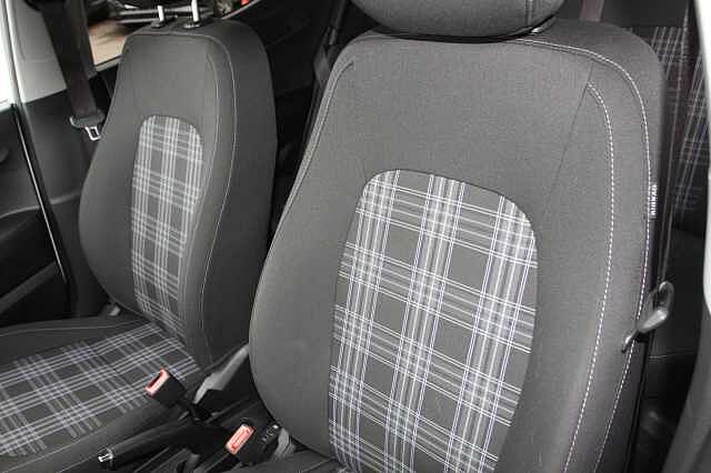 Hyundai i10 1.0 [63] Premium 5dr Auto [Nav]