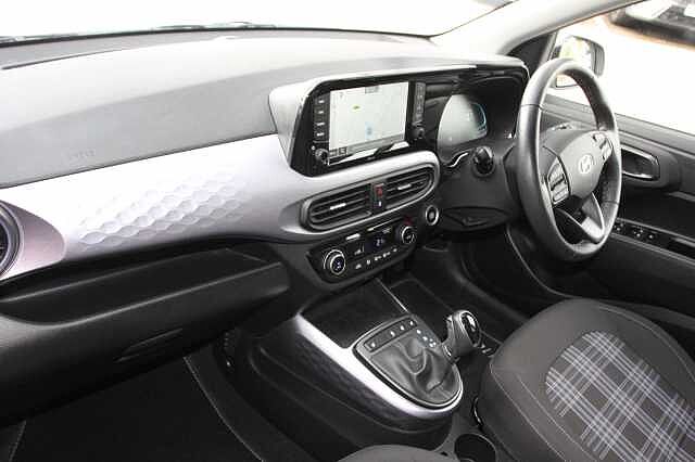 Hyundai i10 1.0 [63] Premium 5dr Auto [Nav]