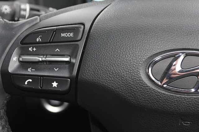 Hyundai KONA 1.6 GDi Hybrid Premium 5dr DCT