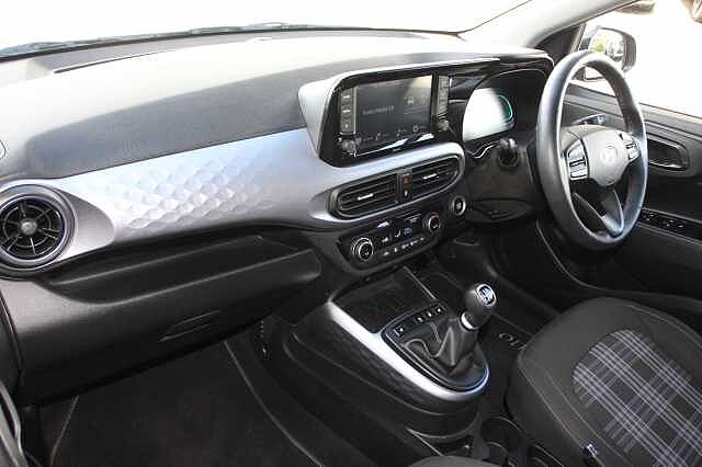 Hyundai i10 1.2 MPi Premium 5dr