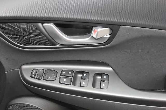 Hyundai KONA 1.6 GDi Hybrid Ultimate 5dr DCT