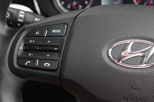 Hyundai i10 1.0 MPi Premium 5dr