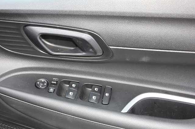 Hyundai i20 1.0T GDi 90 Tech Line 5dr