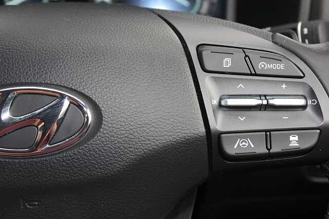 Hyundai KONA 1.6 GDi Hybrid Premium 5dr DCT