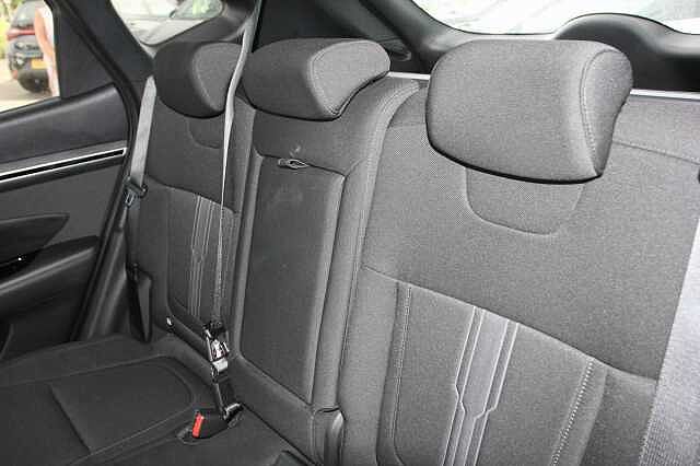 Hyundai TUCSON 1.6 TGDi Hybrid 230 SE Connect 5dr 2WD Auto