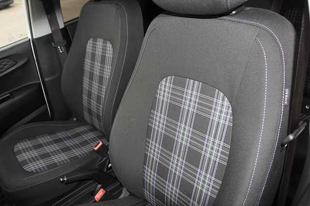 Hyundai i10 1.2 [79] Premium 5dr [Nav]